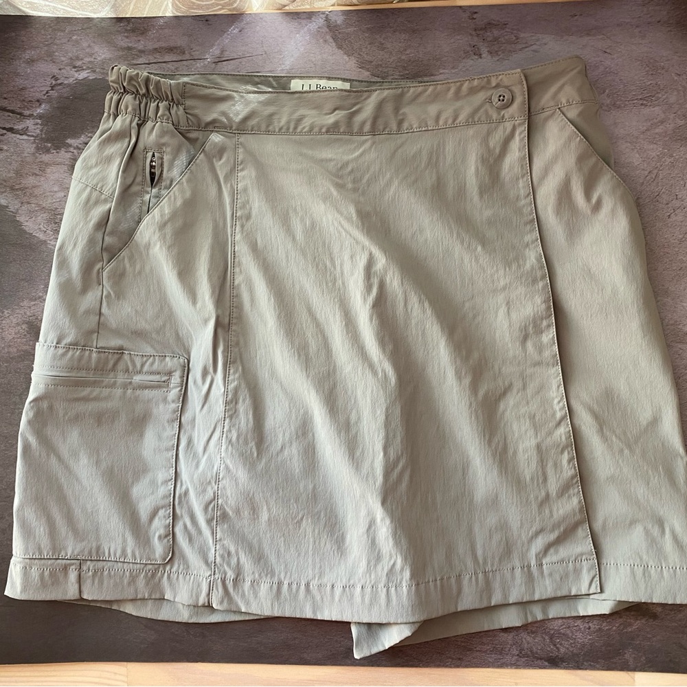 L.L. Bean trekking skort